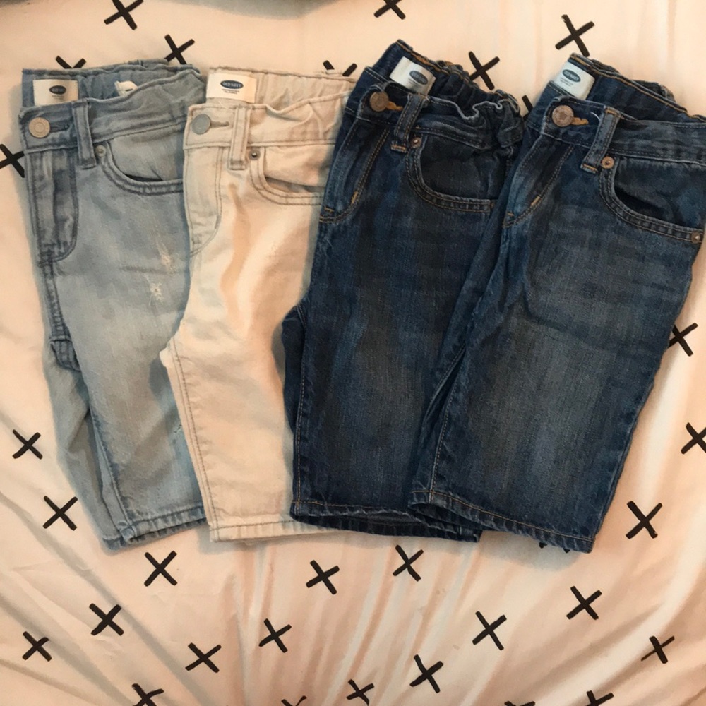 4 pairs of denim shorts
